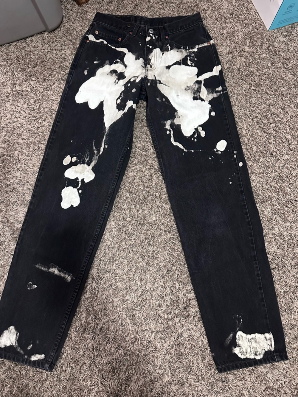 Distressed Levi’s 550 jeans